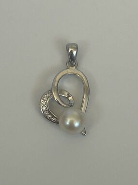 Sterling Silver Heart Pearl Pendant White Pearl Rhinestone CZ Crystal